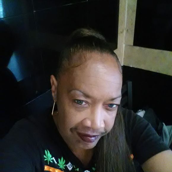 Meet your Posher, Sheronya - Picture 1 of 1